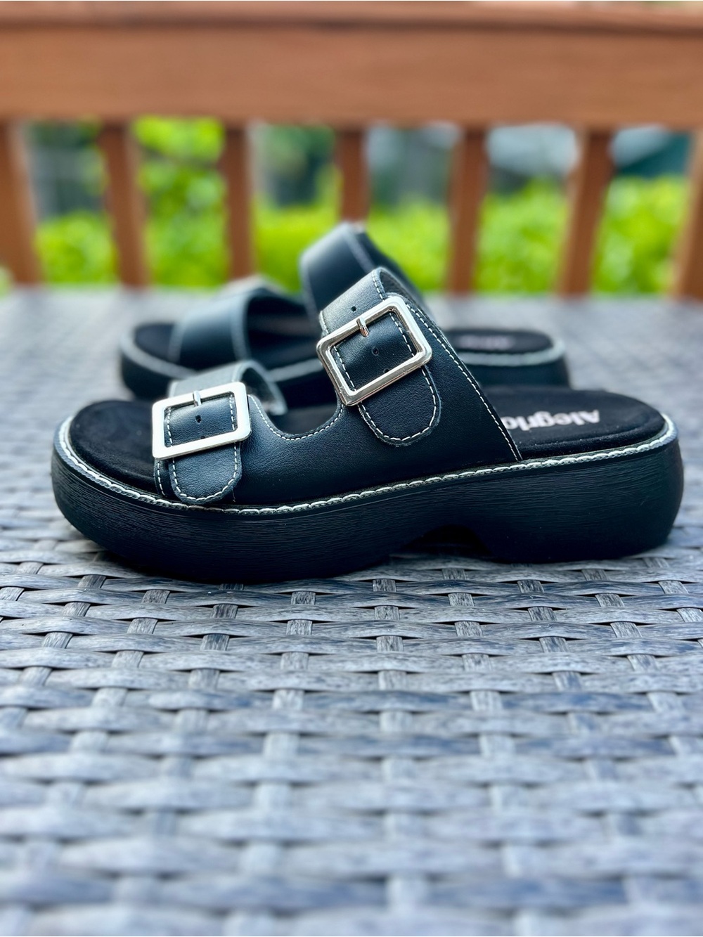 Alegria Iza Black Double-Buckle Platform Slide Sandals size EU 40, US 9.5 - Picture 2 of 9